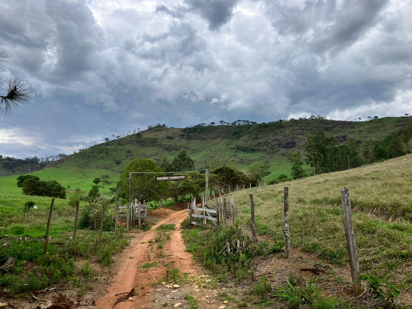 Fazenda - Cidade de Carmo de Minas - MG